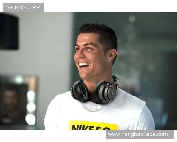 从贫民窟到绿茵传奇：C罗奋斗之路与成长背后的故事