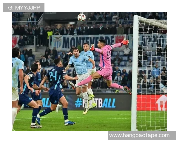 全方位解析足球明星进攻策略与技术特点助力团队高效得分