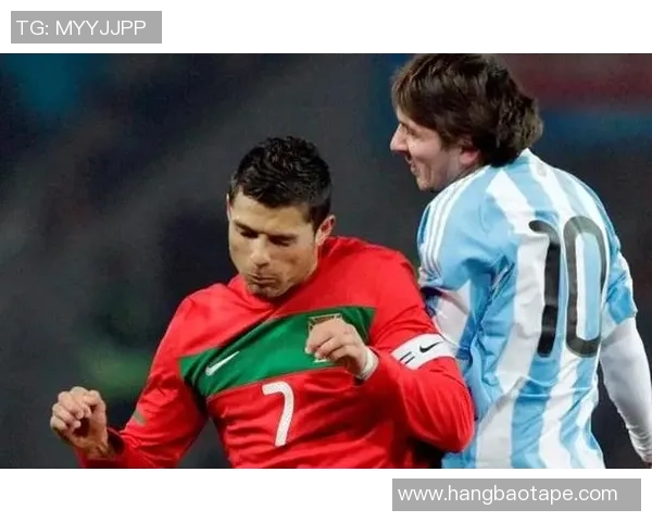 全球足球传奇人物回顾：梅西、C罗等巨星的成长与辉煌历程