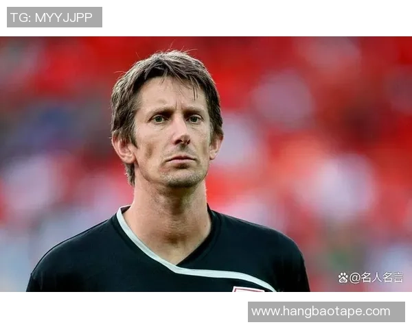 十月六日生日足球球星盘点:从传奇到现役球员的光辉历程 十月六日生日足球球星盘点:从传奇到现役球员的光辉历程