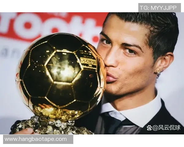 如何制作一张精美的足球球星壁纸并提升视觉效果的技巧与步骤 如何制作一张精美的足球球星壁纸并提升视觉效果的技巧与步骤