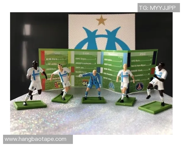 足球球星手办自营店铺打造个性化球迷周边产品提升粉丝互动体验